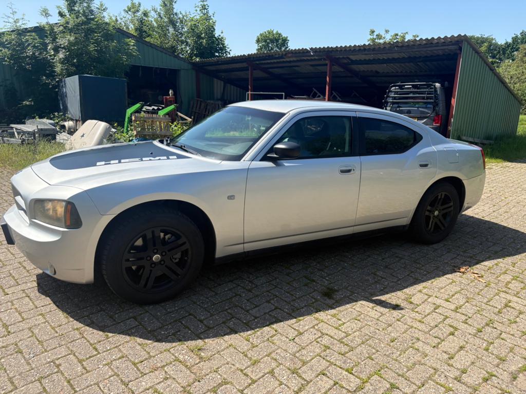 Dodge charger 5.7 hemi pursuit police interceptor inruil m, Auto's, Dodge, Automaat, Elektrische buitenspiegels, 1820 kg, Leder