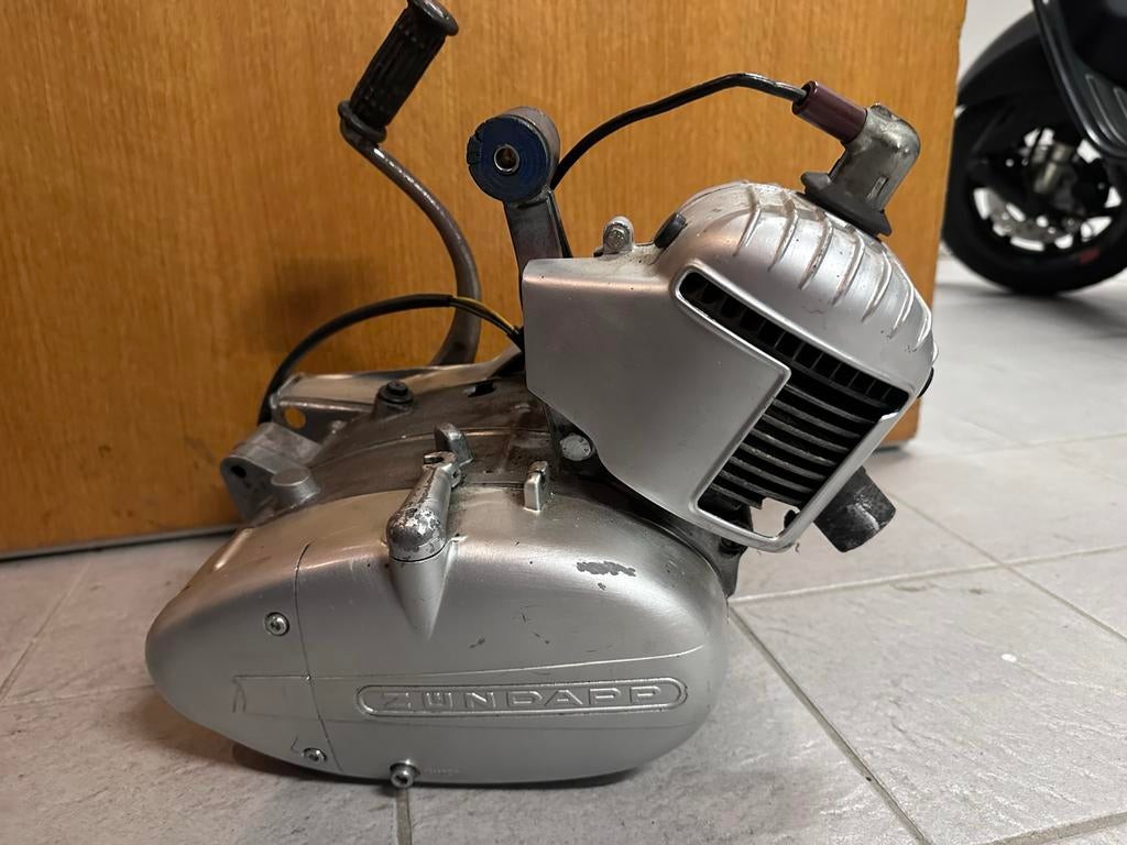 Zundapp voetgeschakeld  motorblok 1965, Fietsen en Brommers, Ophalen of Verzenden, Gebruikt, Blok