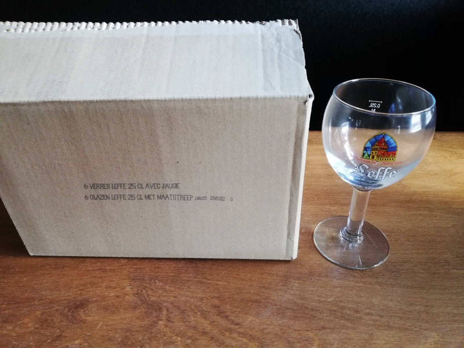 Leffe bierglazen groot logo 25cl (1 doosje met 6st) nieuw, Ophalen of Verzenden, Nieuw, Bierglas