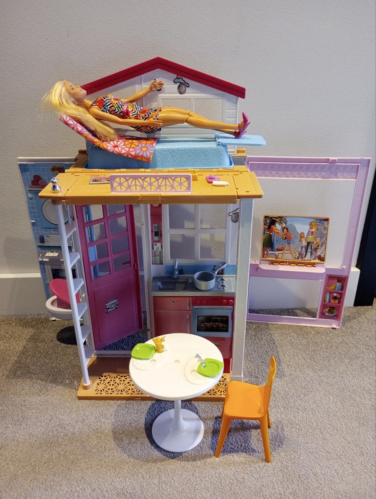 Barbie Droomhuis met pop en accessoires, Ophalen of Verzenden, Zo goed als nieuw, Poppenhuis