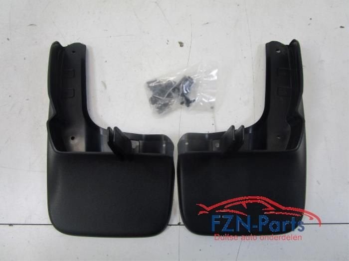 VW Polo 6R Spatlappen Set Voorzijde L + R, Ophalen of Verzenden, Gebruikt, Spatbord