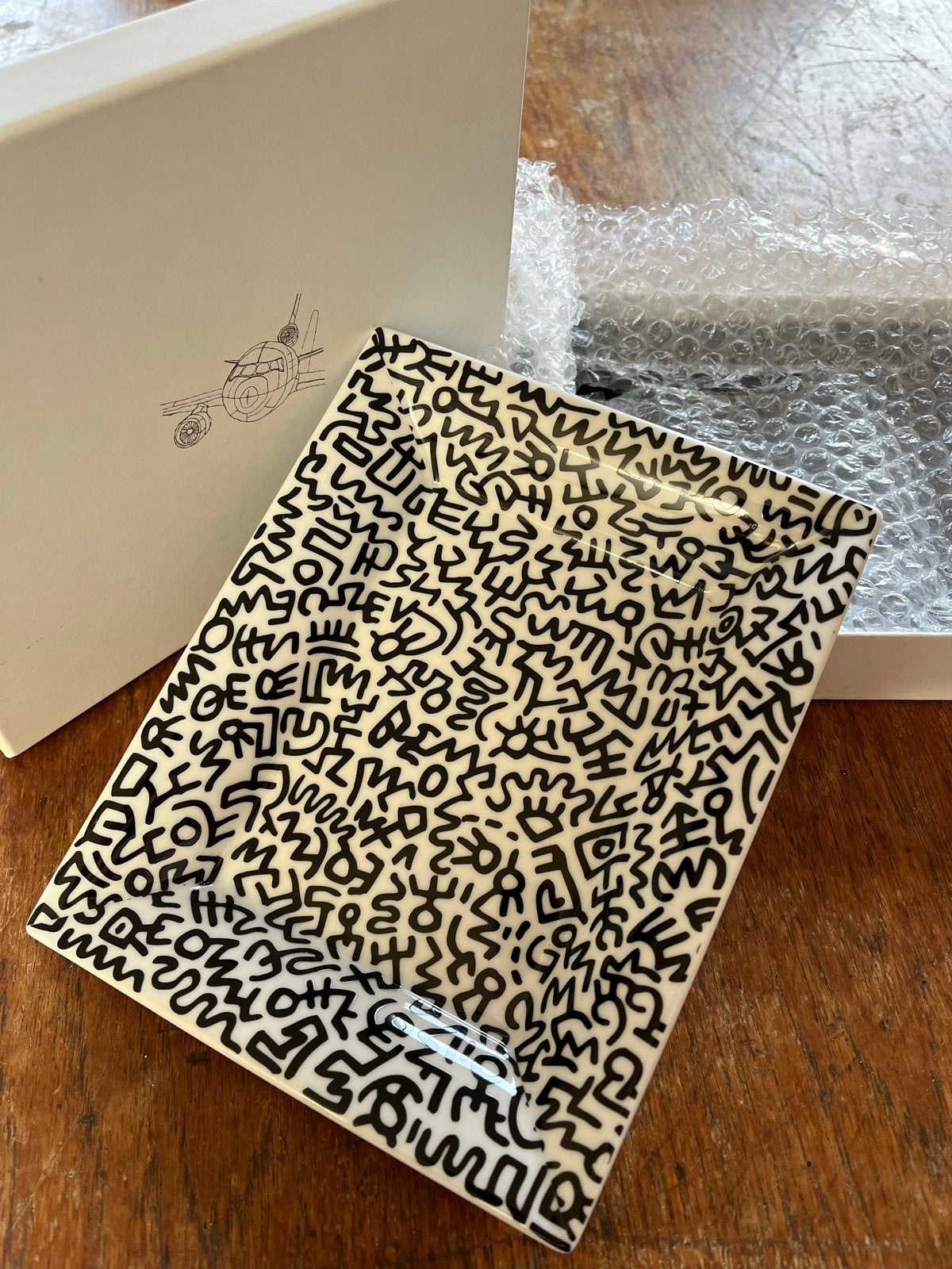 Keith Haring "Black Pattern" Limoges porseleinen schaal, Zwart, Gemerkt, Ophalen of Verzenden, Schaal
