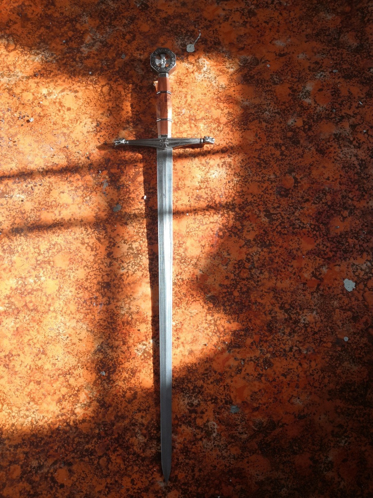Decoratief metalen zwaard - niet scherp, voor de liefhebber, Verzamelen, Verzenden