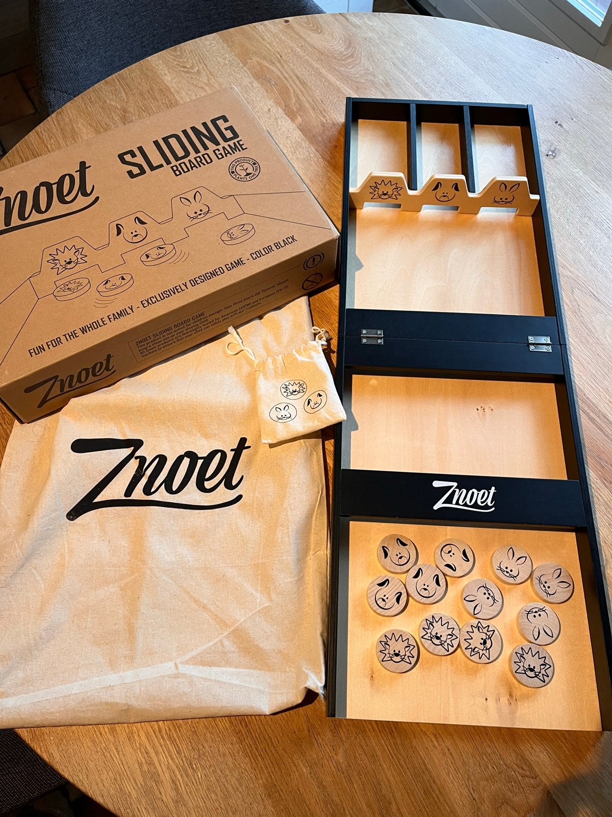 Znoet Sliding Board Game / sjoelbak - Zo goed als nieuw, Hobby en Vrije tijd, Gezelschapsspellen | Bordspellen, Een of twee spelers