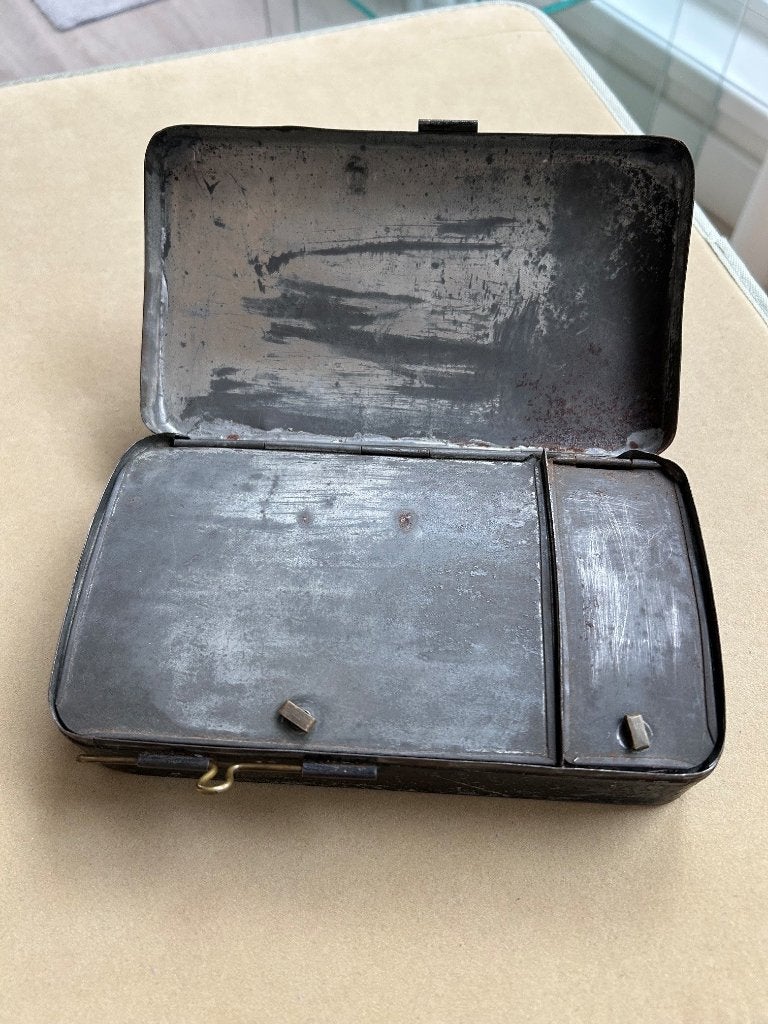 Vintage Wapenschoonmaakblik uit WW2, Ophalen of Verzenden, Landmacht, Duitsland, Overige typen