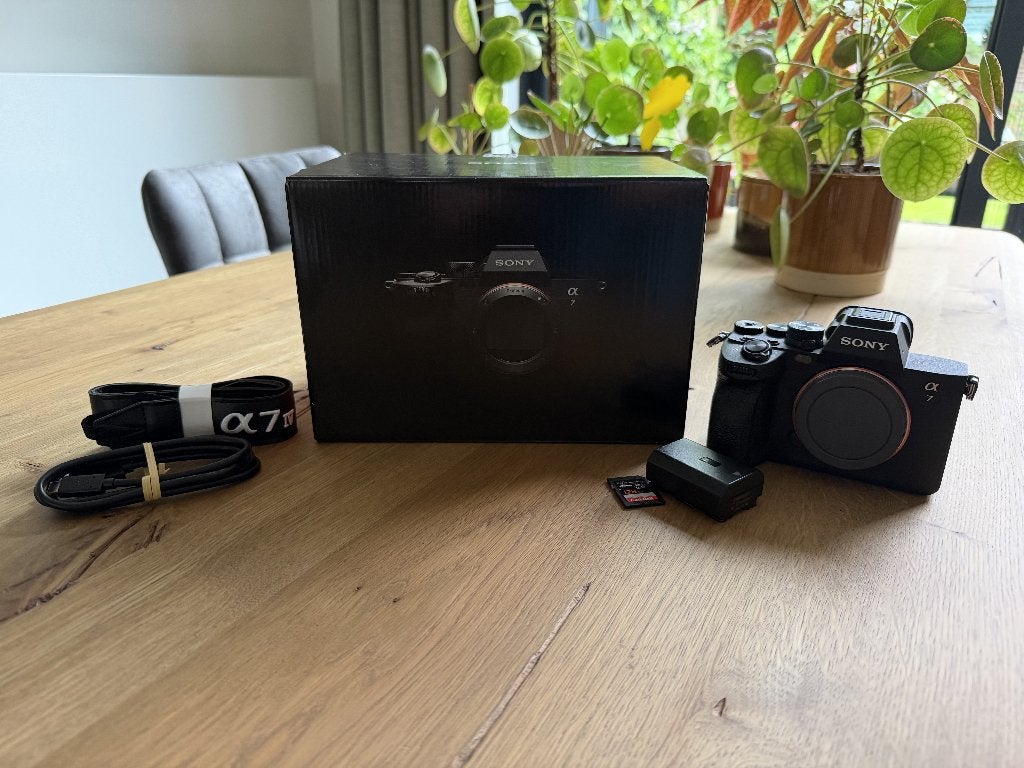 Sony A7 IV body - slechts 6899 clicks - nieuwstaat, Audio, Tv en Foto, Fotocamera's Digitaal, Ophalen, Geheugenkaart, Ingebouwde flitser