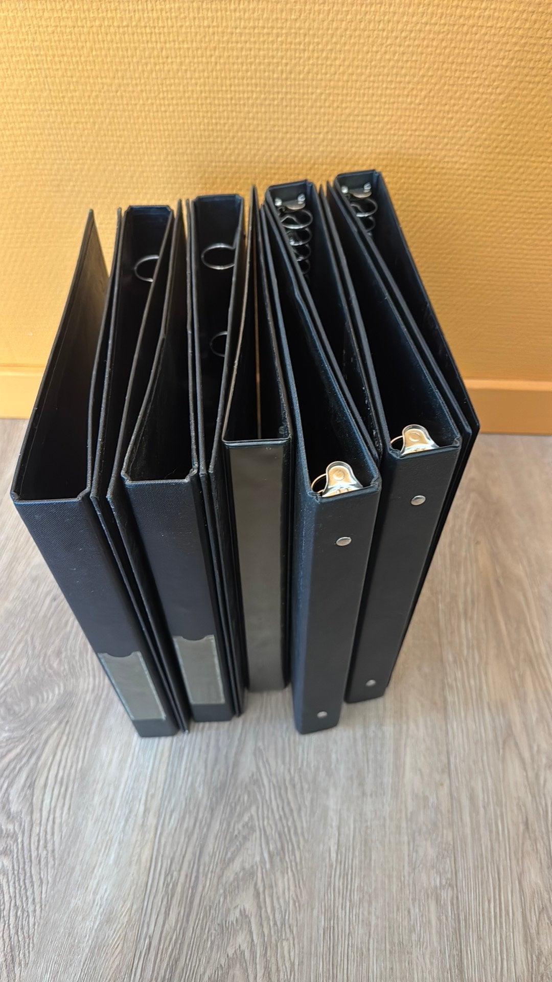 A4 klapper zwart - 4x 23-rings en 5x 4-rings, Verzenden, Zo goed als nieuw