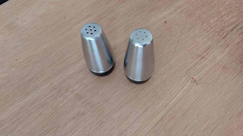 Alessi peper en zout stel, Overige typen, Zilver, Ophalen of Verzenden, Zo goed als nieuw