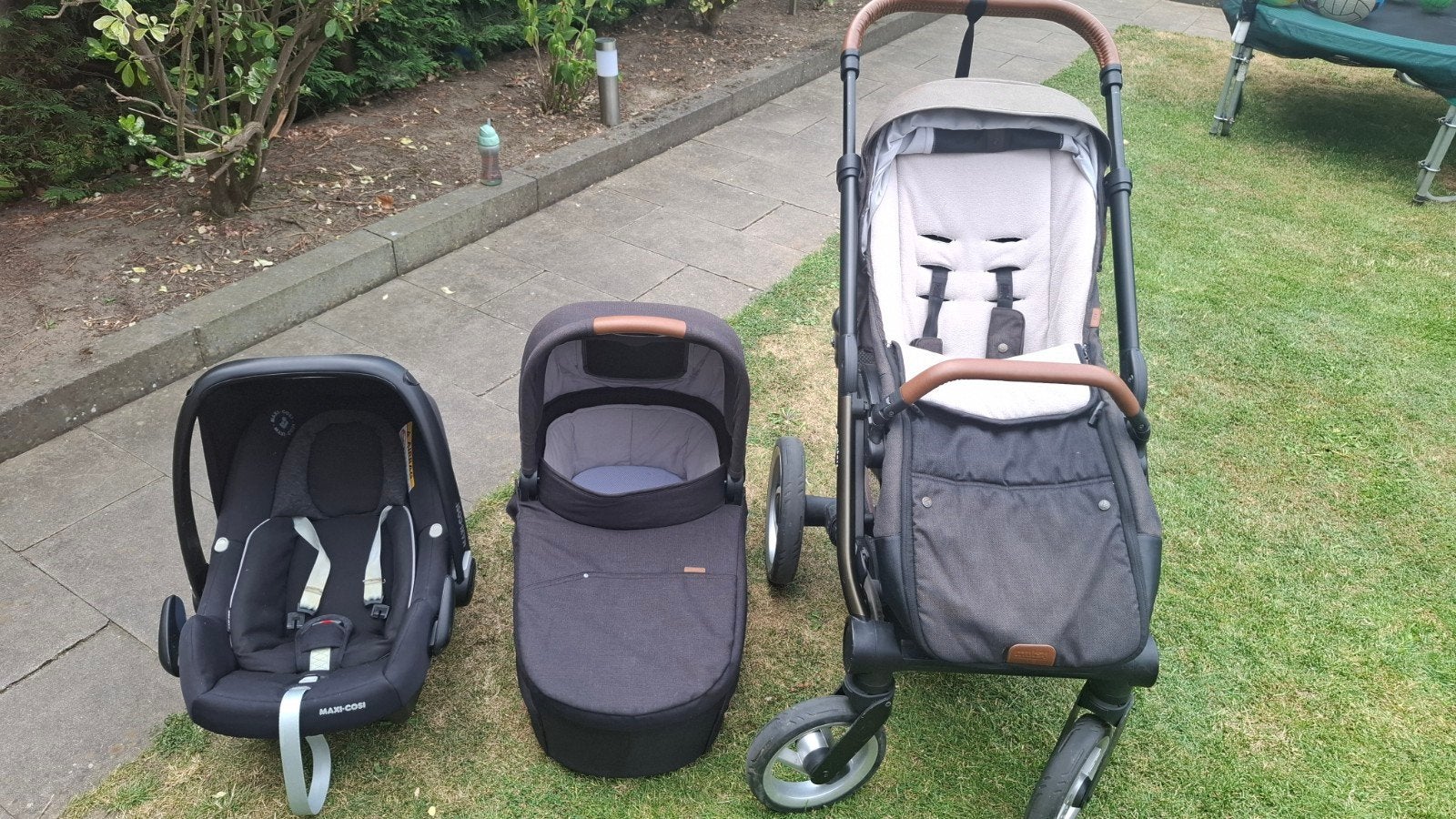 Mutsy Nio kinderwagen 3 in 1/buggy/reiswieg/maxi cosi, Ophalen, Gebruikt, Mutsy