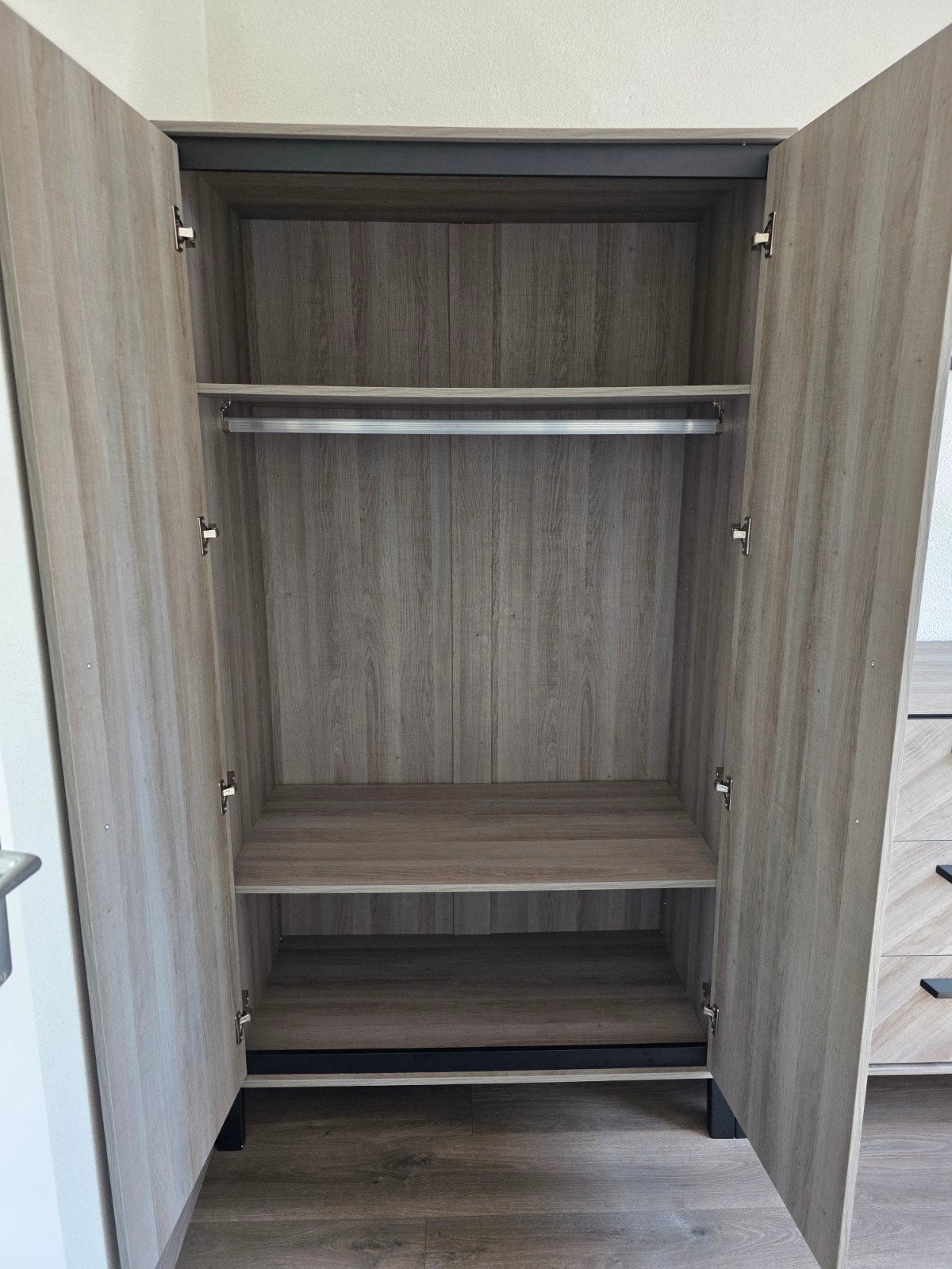 Complete babykamer set: Ledikant, commode, kledingkast, Ophalen, Zo goed als nieuw, 50 tot 75 cm, 100 tot 150 cm