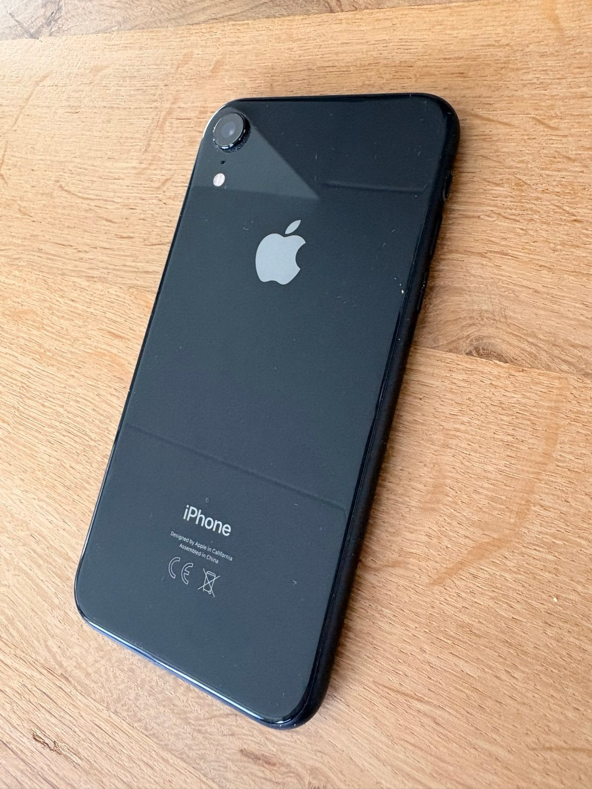 Nette zwarte iPhone XR 64GB, 85% batterij, iOS 17.6.1, Telecommunicatie, Mobiele telefoons | Apple iPhone, Gebruikt, Zwart, IPhone XR