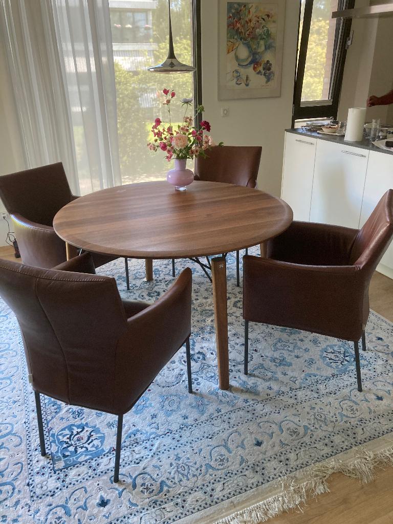 Ronde eettafel met 4 stoelen, Ophalen, Zo goed als nieuw, 4 tot 6 stoelen