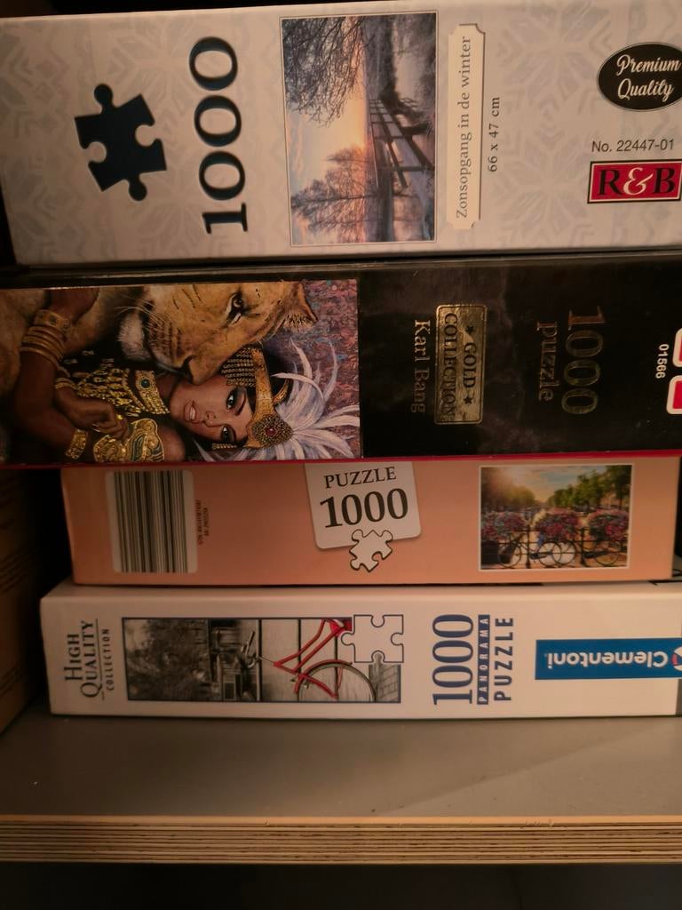 Diverse 1000-stukjes Puzzels - Verschillende Thema's, Hobby en Vrije tijd, Denksport en Puzzels, Ophalen of Verzenden, 500 t/m 1500 stukjes