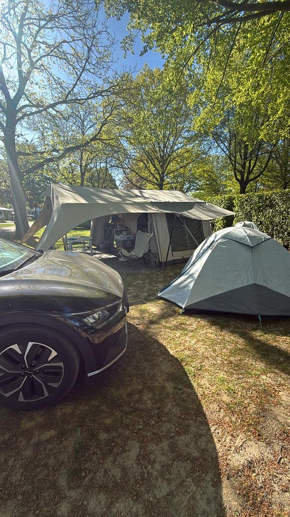 Quechua Tent 100 - Compacte en comfortabele koepeltent, Ophalen, Gebruikt, Tot en met 2