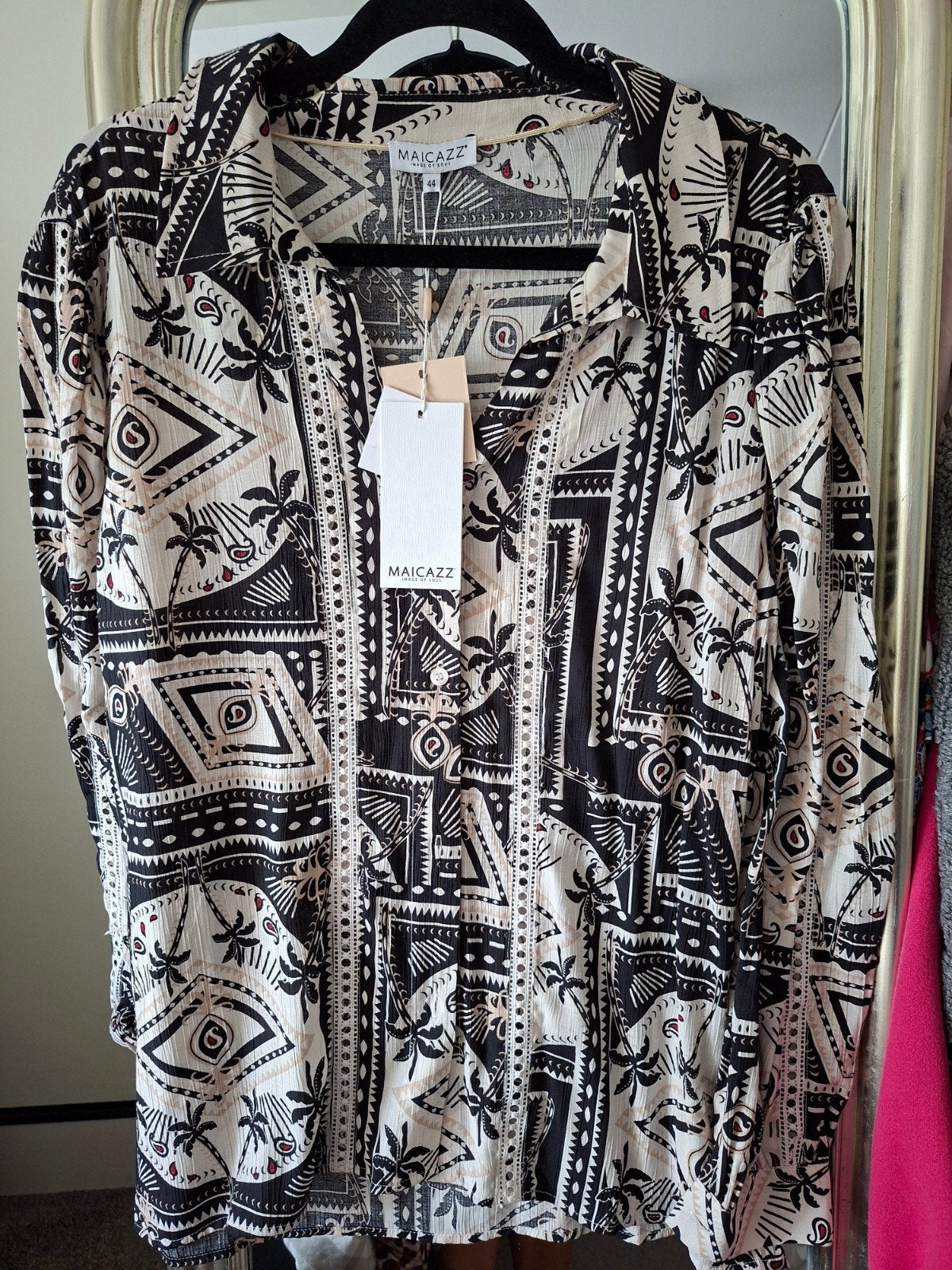 Blouse;Maicazz (44)nieuw. Gratis verzending!!, Ophalen of Verzenden, Zo goed als nieuw, Maat 42/44 (L), Zwart