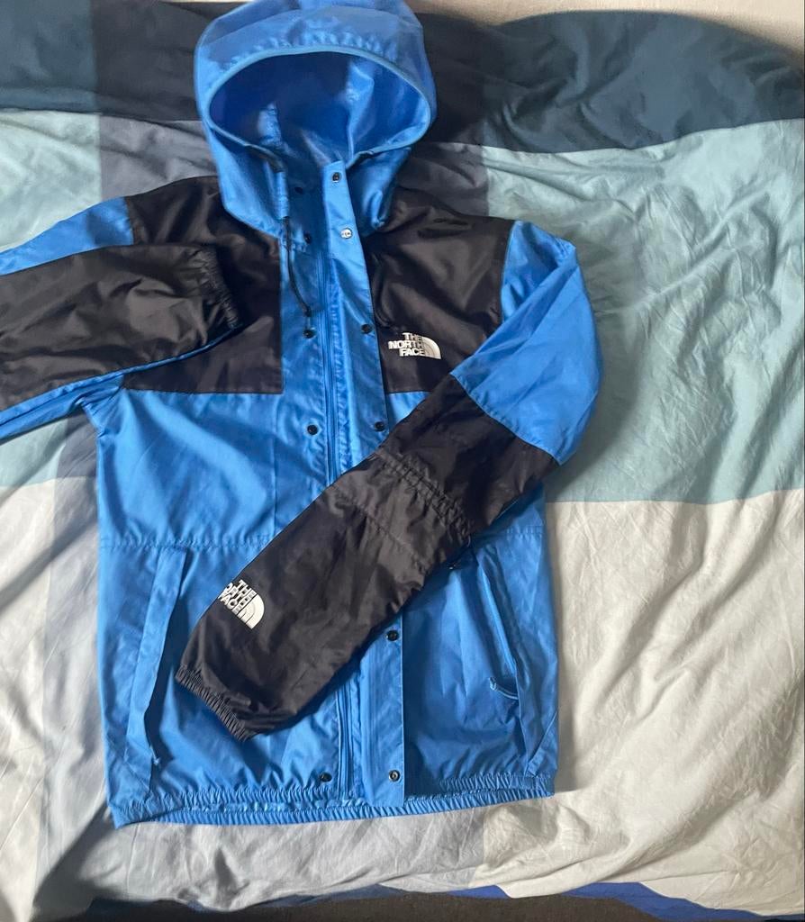 The North Face jas - Nieuw - Maat XS, Kleding | Heren, Jassen | Zomer, Ophalen of Verzenden, Nieuw, Maat 46 (S) of kleiner, Blauw