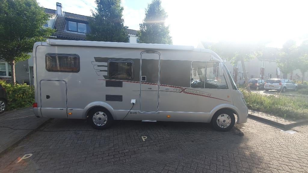 Hymer camper 562 Exxis-i intergraal, Integraal, Ringverwarming, Luifel, Ford