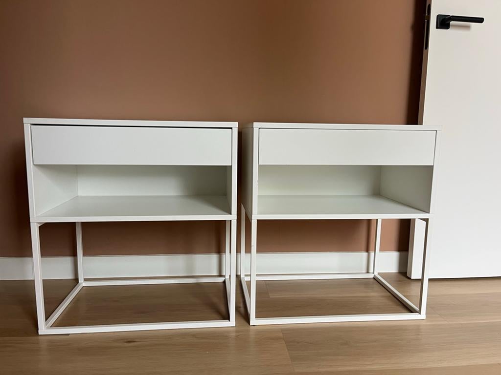 IKEA Vikhammer Nachtkastje - 60cm breed - 2 stuks, Ophalen, Gebruikt, 45 tot 65 cm, 55 tot 70 cm