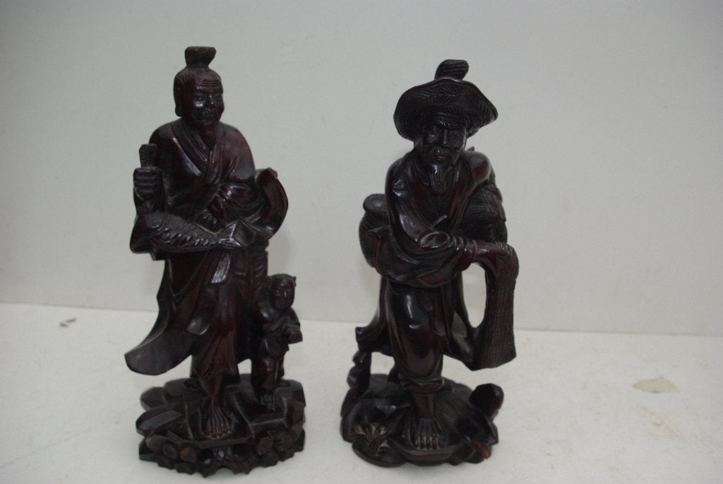 Handgesneden houten beelden, op sokkel Aziatische figuren, Groep mensen, Ophalen of Verzenden, 20 - 50 cm, Beeld