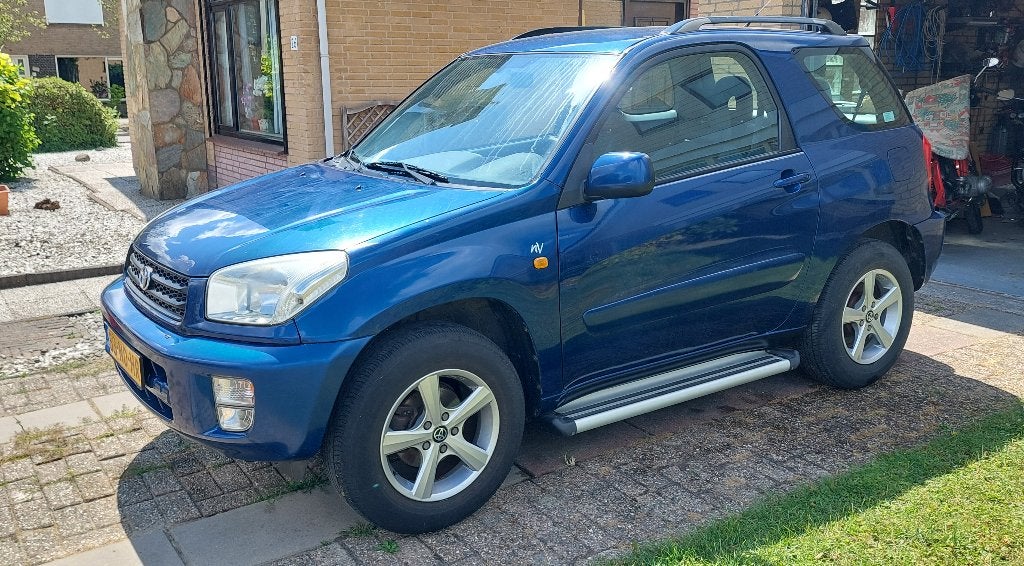 Toyota Rav4 1.8 I 3D Linea Luna 2003 Blauw, Voorwielaandrijving, 4 cilinders, 49 €/maand, Particulier