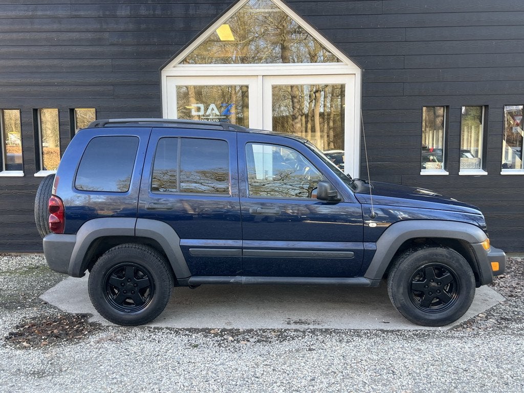 Jeep Cherokee 3.7i V6 Liberty 4x4/Aut/Airco/Audio/Leer/Young, Automaat, Gebruikt, Zwart, Blauw