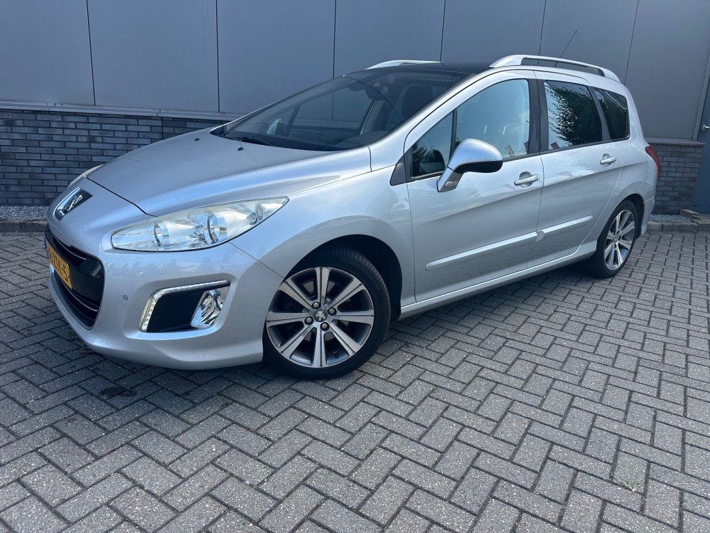 Peugeot 308 1.6 THP Automaat +Pano dak navi orig ned auto, Auto's, Peugeot, Gebruikt, 4 cilinders, 157 pk, Parkeersensor