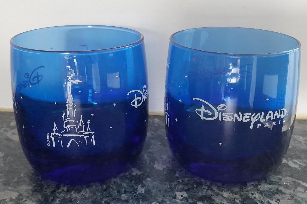 Twee glazen Disneyland Parijs, Ophalen, Overige figuren, Zo goed als nieuw, Servies