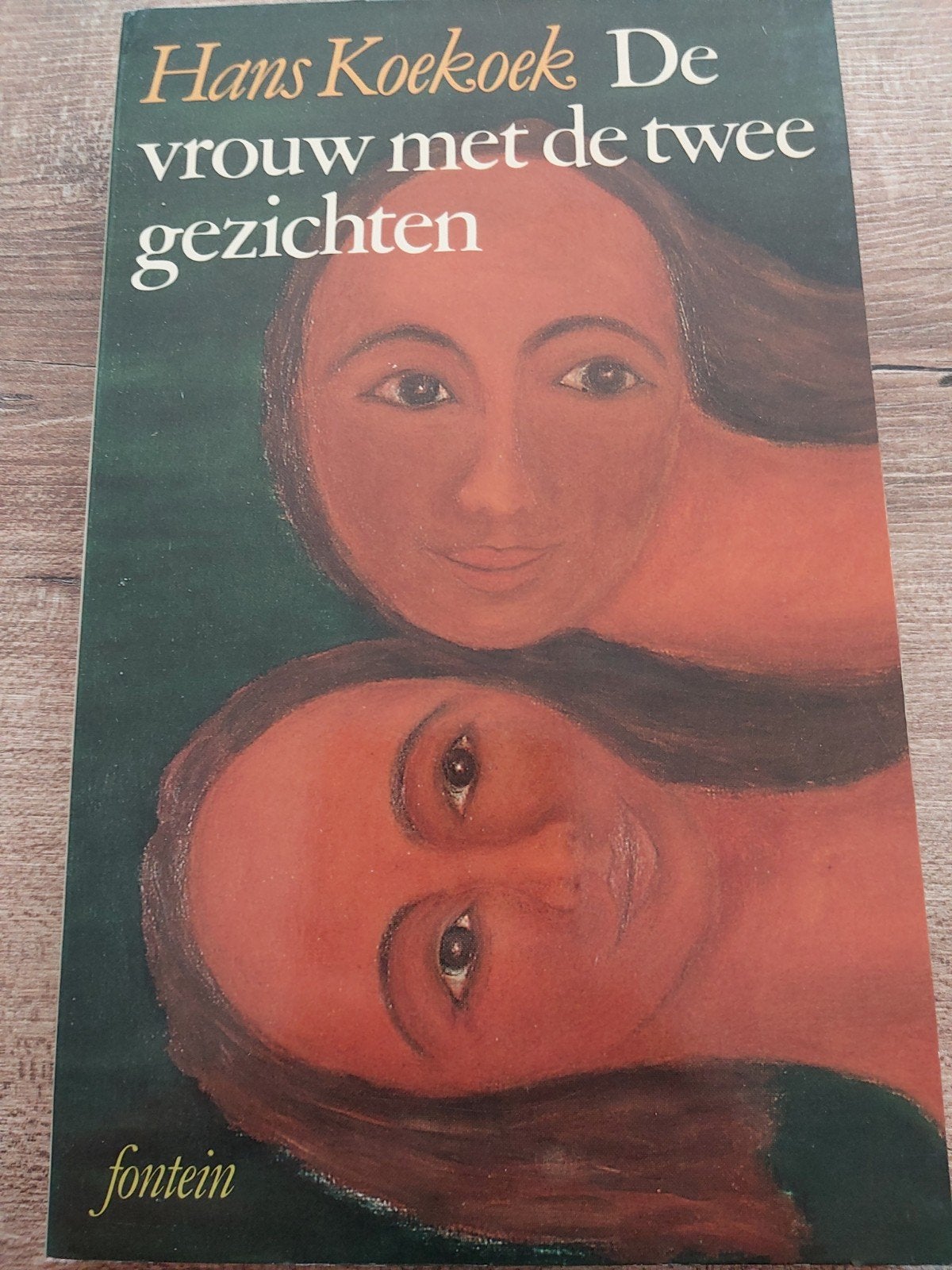 Hans Koekoek - De vrouw met de twee gezichten, Boeken, Ophalen of Verzenden, Gelezen, Hans Koekoek, Nederland