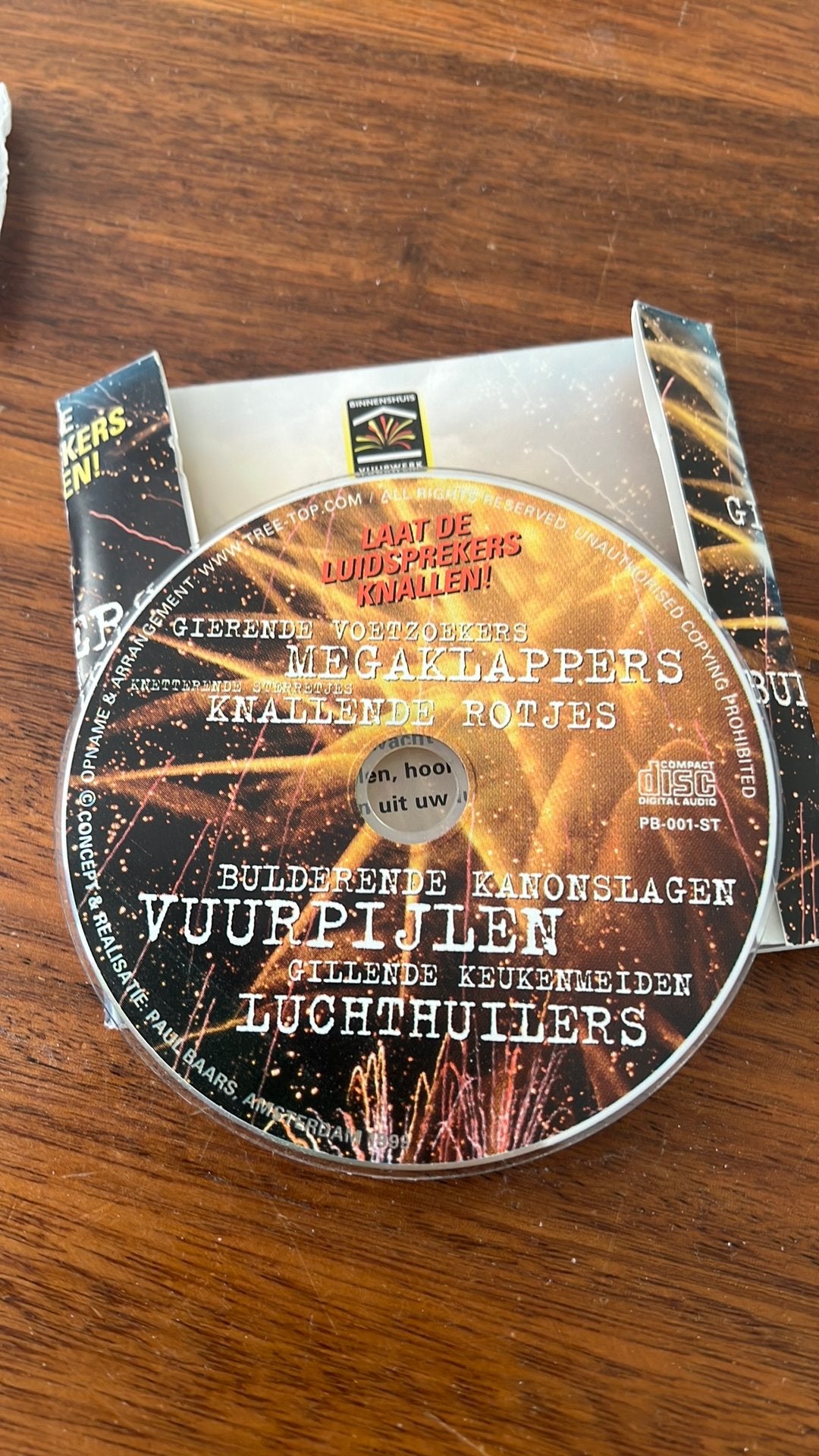 Laatste kans! CD met vuurwerk (bv training huisdieren), Ophalen of Verzenden, Zo goed als nieuw