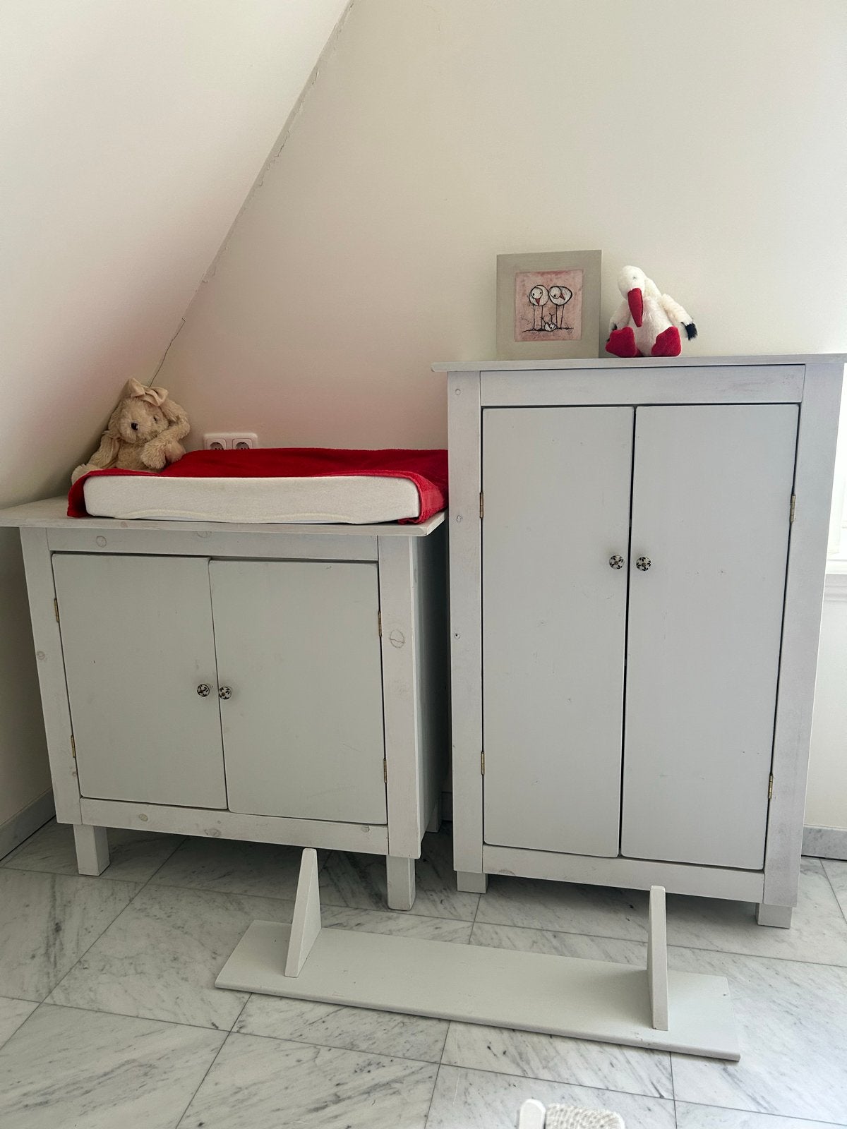 Massief houten babykamer set, Ophalen, Zo goed als nieuw, Lattenbodem, Minder dan 140 cm