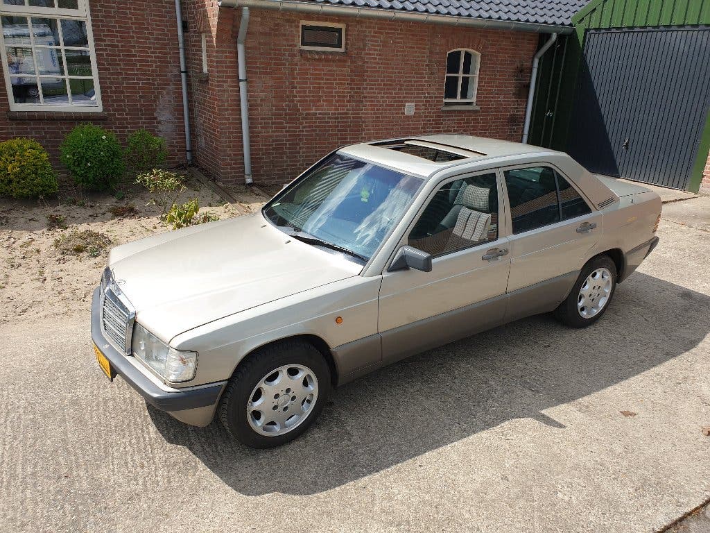 MERCEDES-BENZ W201 190D 2.0 1985 OLDTIMER, foto 2