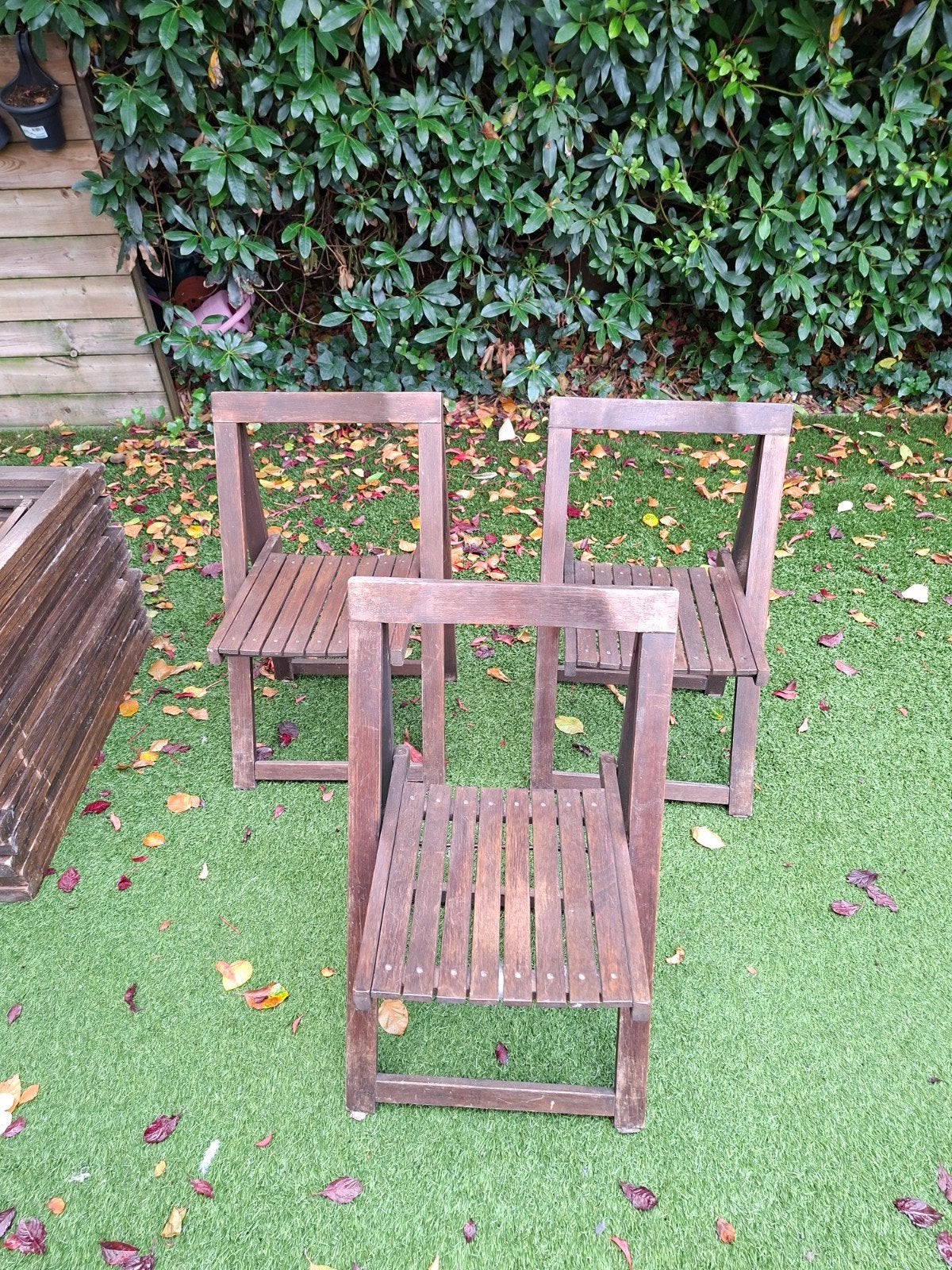 VINTAGE HOUTEN KLAPSTOELEN 16 STUKS IN GOEDE STAAT..., Huis en Inrichting, Ophalen, Inklapbaar en stapelbaar, Gebruikt, Bruin