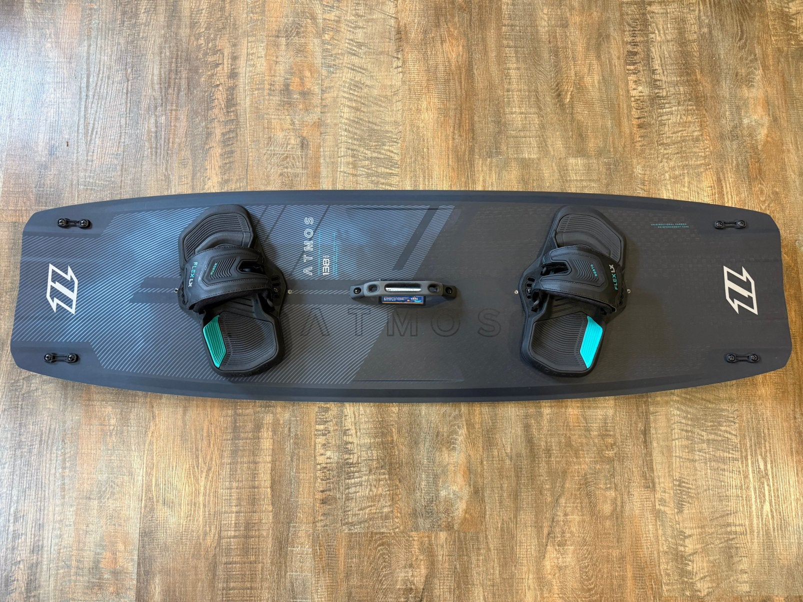 Kiteboard North Atmos Carbon 138x41, Watersport en Boten, Ophalen, Twintip, Kiteboard, Zo goed als nieuw