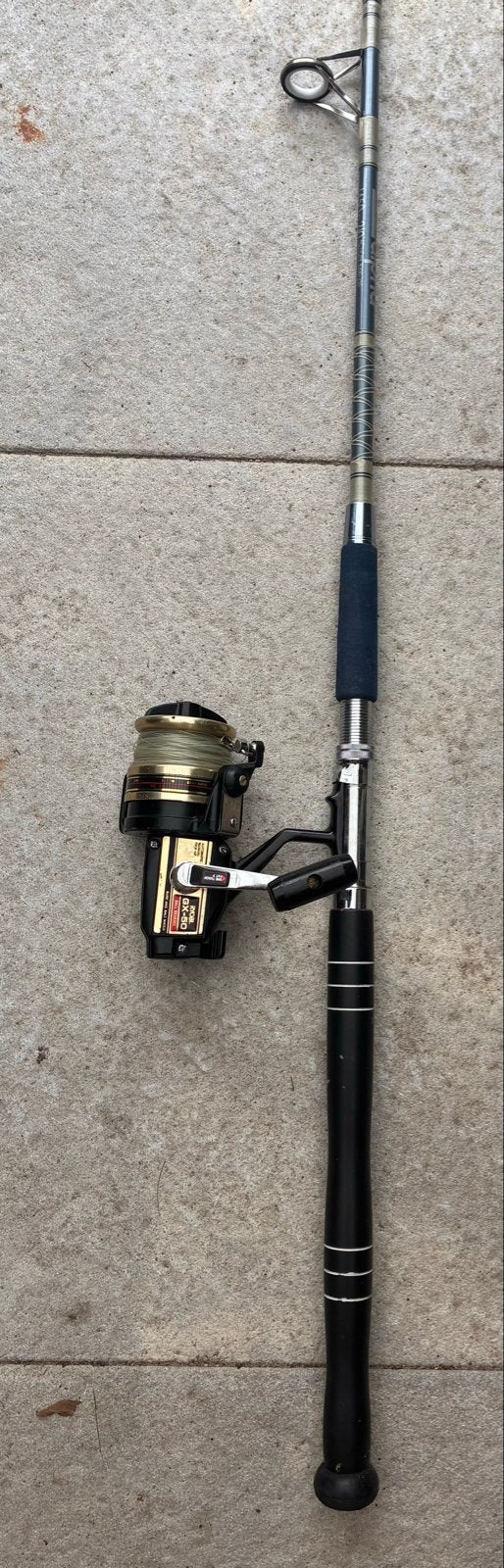 Shakespeare Aloha Zeehengel met Ryobi GX-50 zeemolen, Ophalen, Gebruikt, Complete hengel