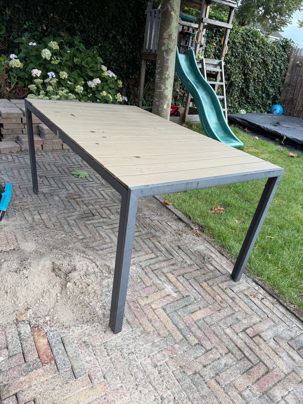 Gratis tuintafel - 150x90 cm, Tuin en Terras, Ophalen, Gebruikt, Rechthoekig, Overige materialen