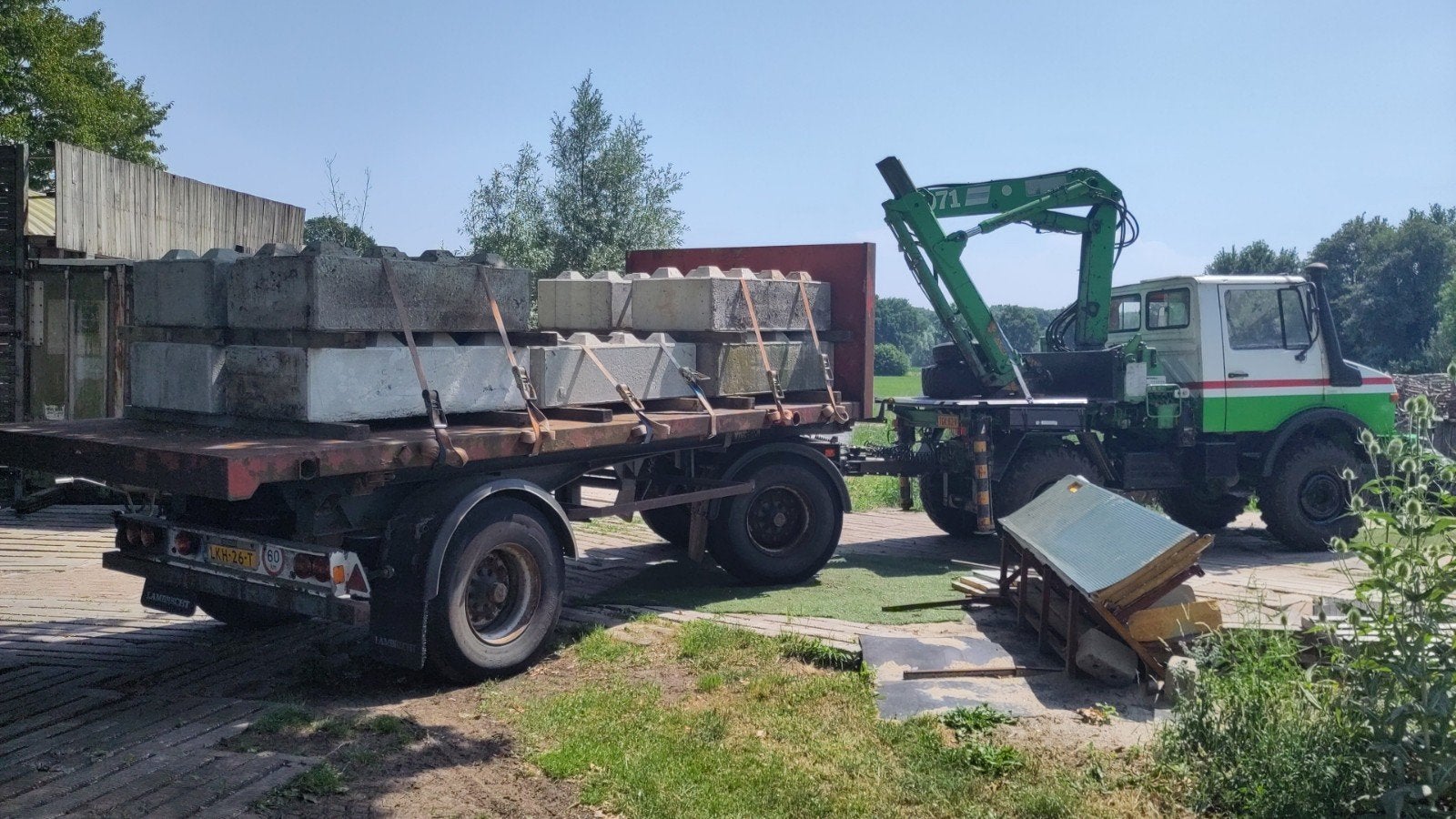 Renders graan kieper platte schamelwagen wissel container, Ophalen of Verzenden, Transport