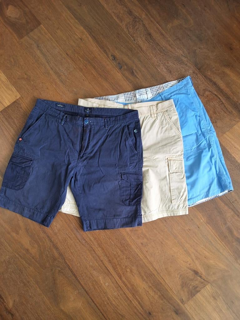 Heren shorts - 3 stuks (blauw, beige, lichtblauw) maat 52/54, Onbekend, Blauw, Overige maten, Ophalen of Verzenden