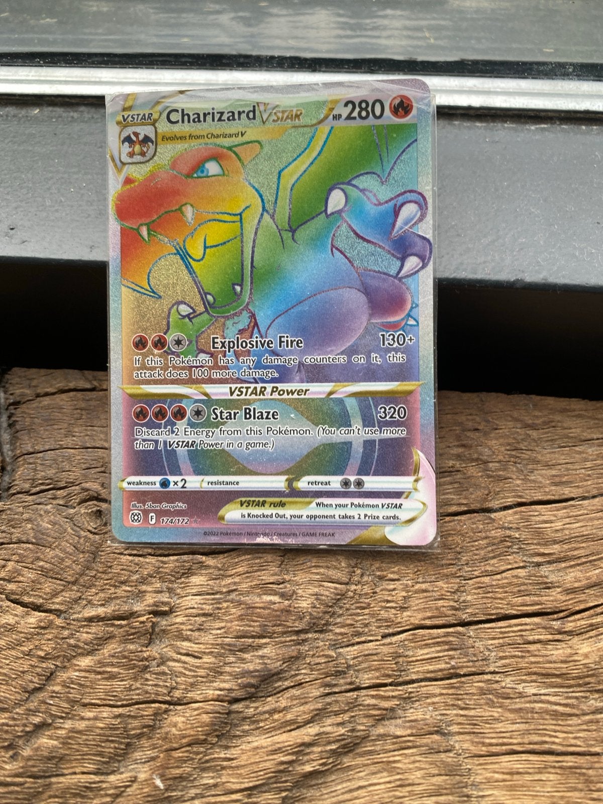 Charizard VSTAR Rainbow Rare (174/172) Pokémon kaart, Ophalen of Verzenden, Zo goed als nieuw, Losse kaart, Foil
