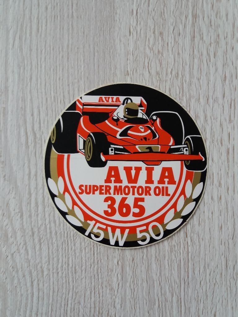 sticker AVIA super motor oil 365  15W 50, Ophalen of Verzenden, Zo goed als nieuw, Merk
