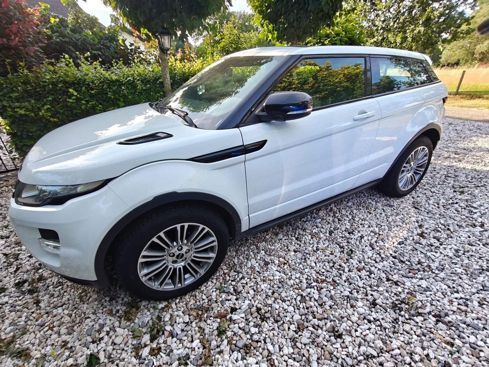 Land Rover Range Rover Evoque SI4 4WD Coupe AUT 2011 Wit, Auto's, Land Rover, Automaat, 1800 kg, 4 cilinders, Wit