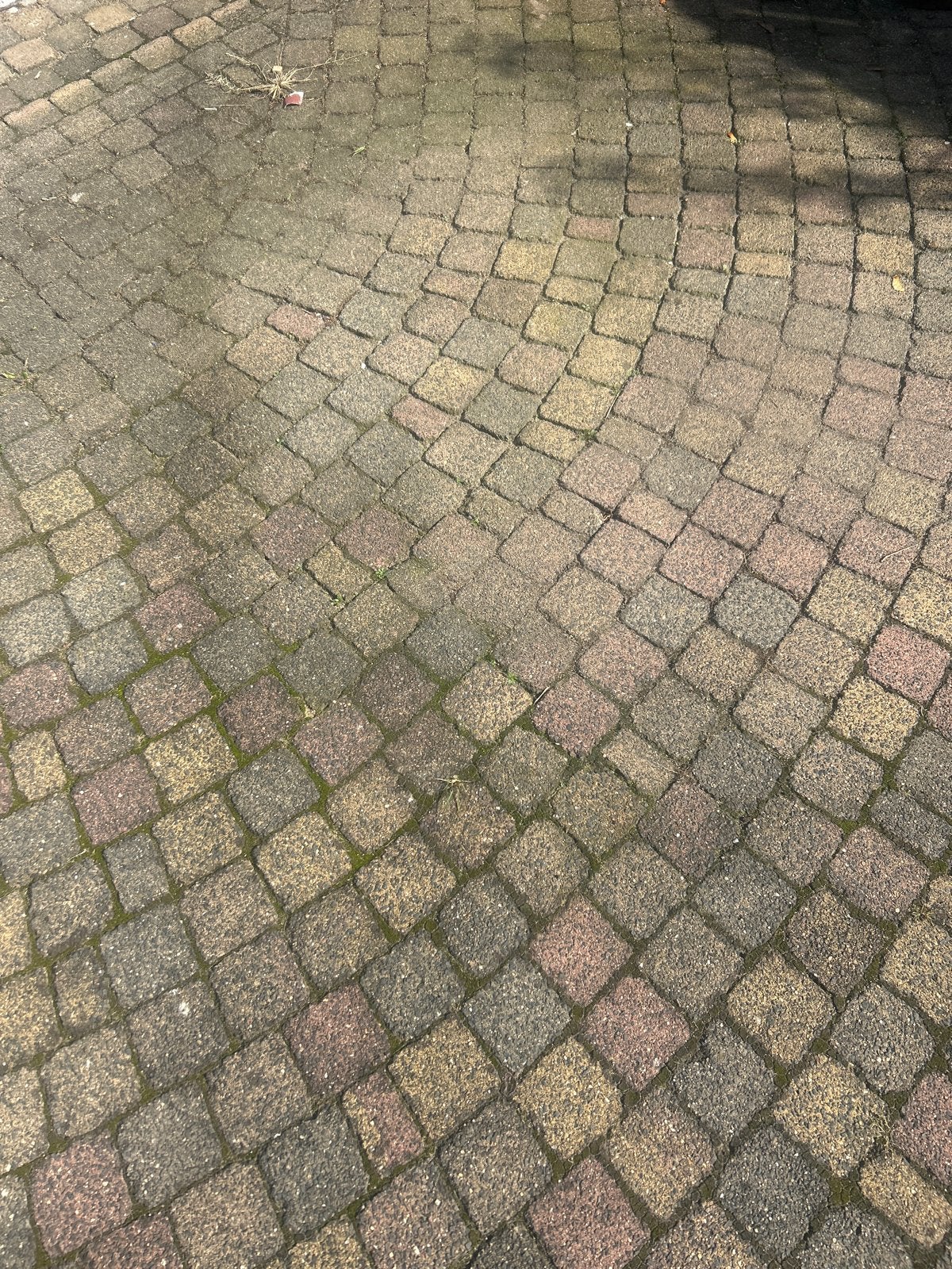 Gratis af te halen: Gebruikte stenen voor tuin of oprit, Ophalen, Gebruikt, Klinkers, Minder dan 5 m²