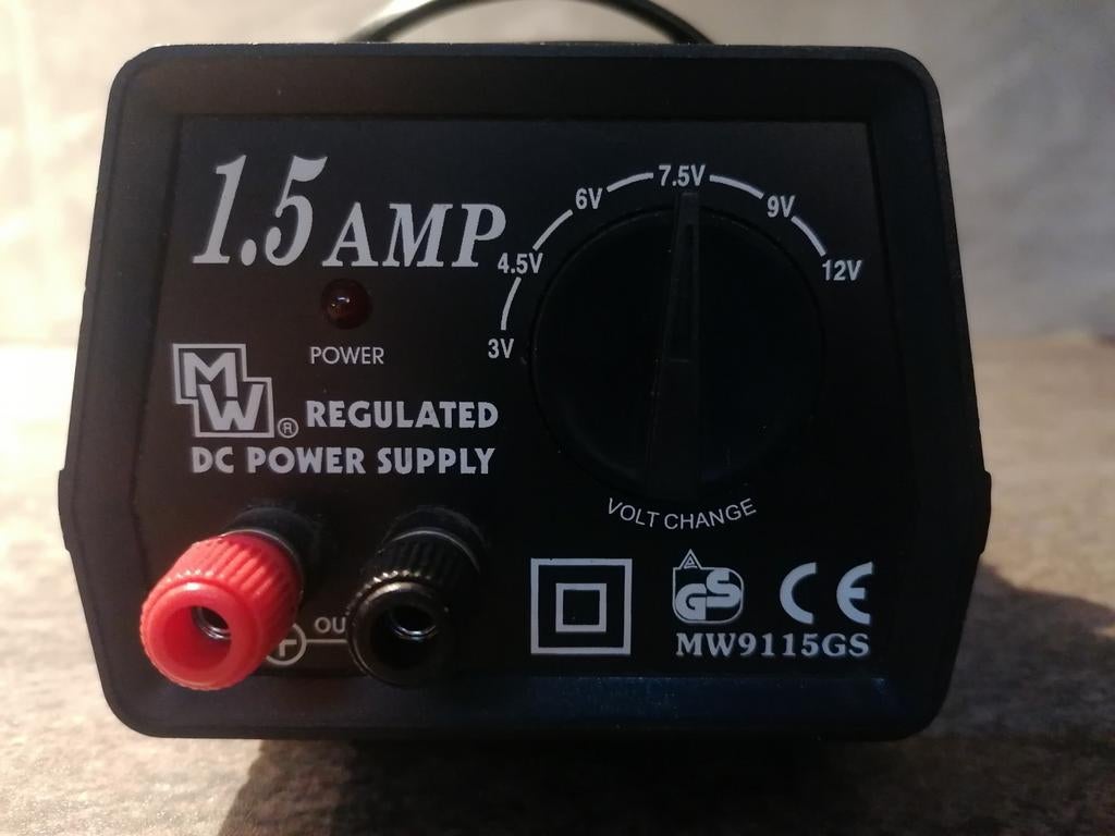 MW Regulated DC Power Supply 1.5 AMP - Variabele Voltage, Ophalen