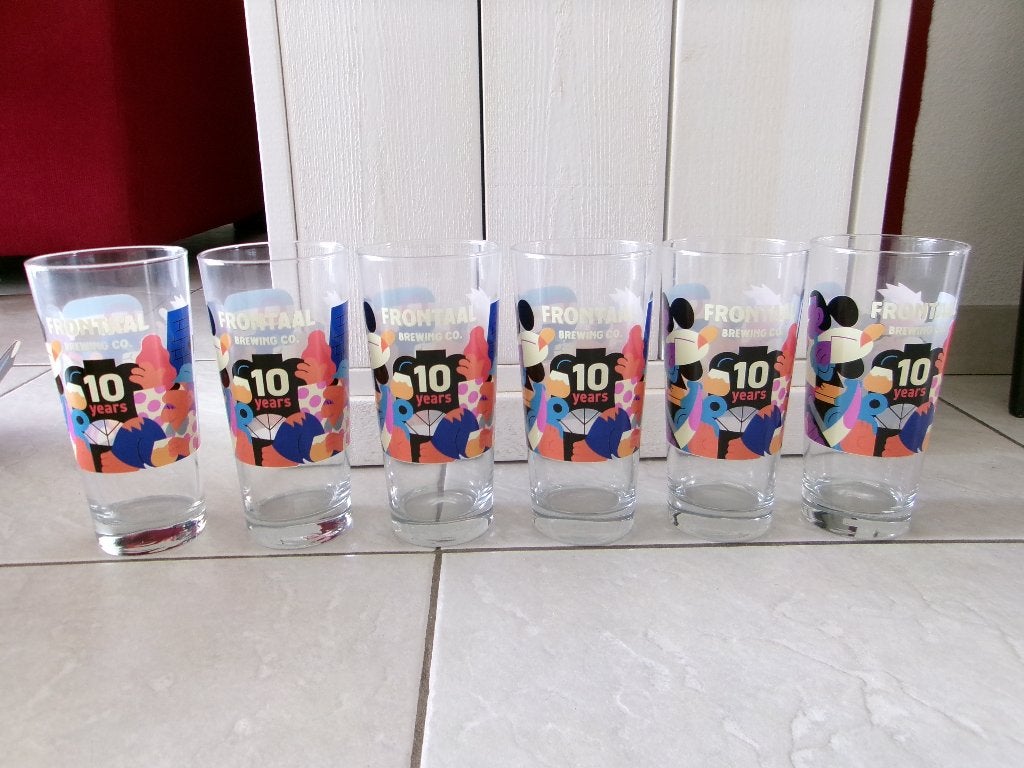 Frontaal 10th Anniversary glazen 6 stuks, Ophalen of Verzenden, Nieuw, Glas of Glazen, Overige merken