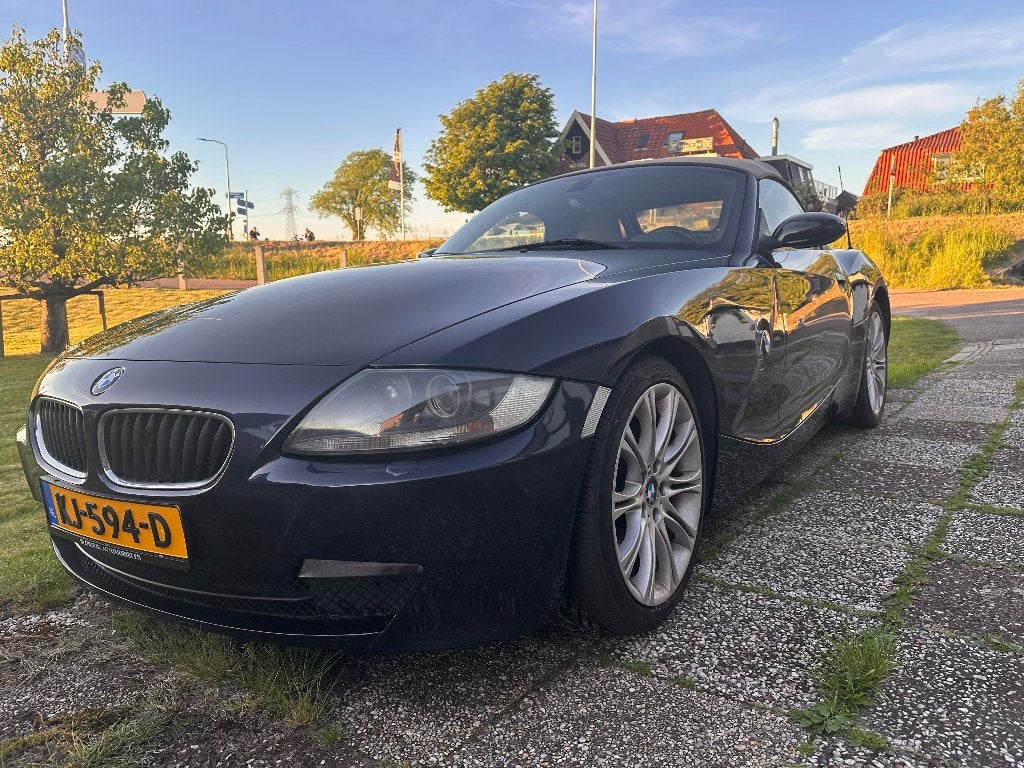 BMW Z4 2.0 I Roadster 2006 Blauw, 13 km/l, Beige, 4 cilinders, Cabriolet