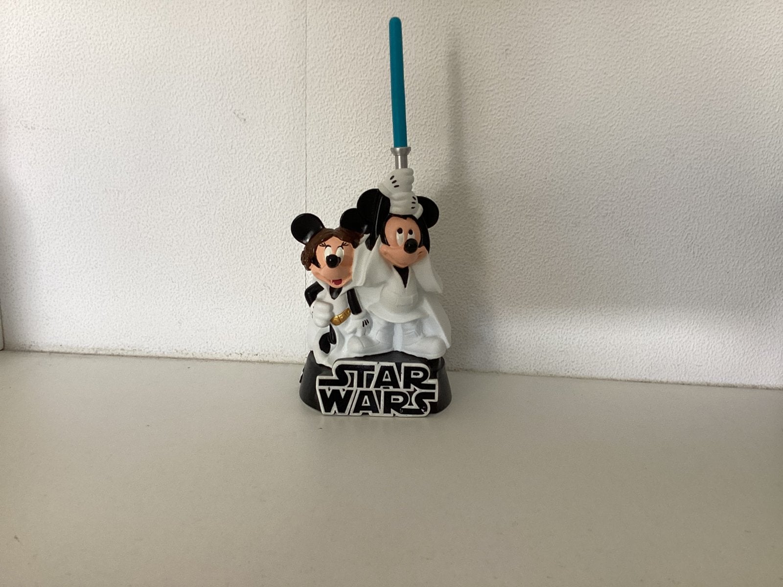 Disneyland  star wars mickey en minnie spaarpot, Ophalen of Verzenden, Mickey Mouse, Overige typen