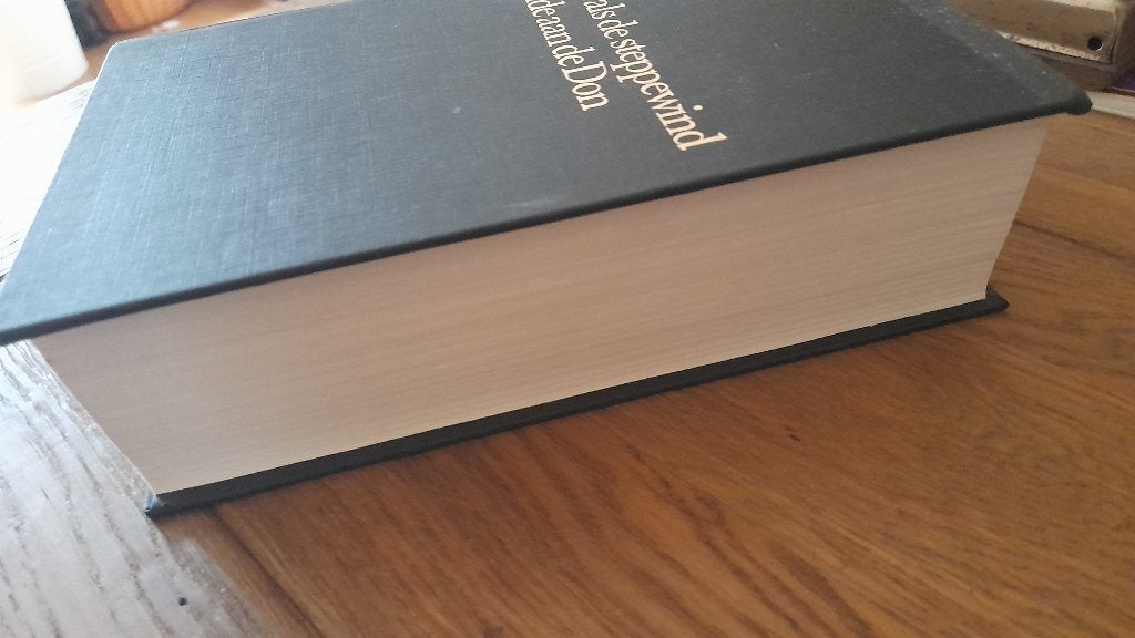 Konsalik Omnibus Heet als de steppewind/ Liefde aan de Don, Ophalen of Verzenden, Gelezen, Konsalik