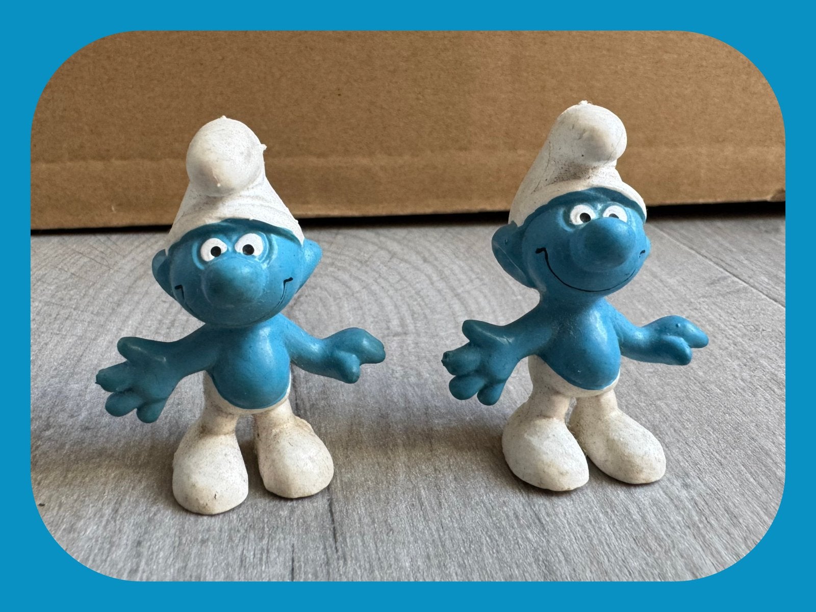 2x Gewone smurf, Verzamelen, Vintage kleertjes, Ophalen of Verzenden, Merlijntenhoeve@live.nl, Poppetje, Figuurtje of Knuffel