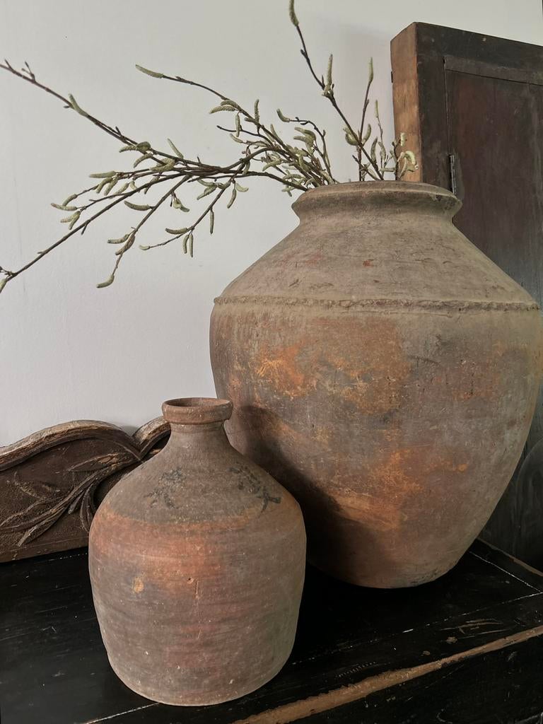 Oude oosterse kruik sober sleets imperfect, Ophalen