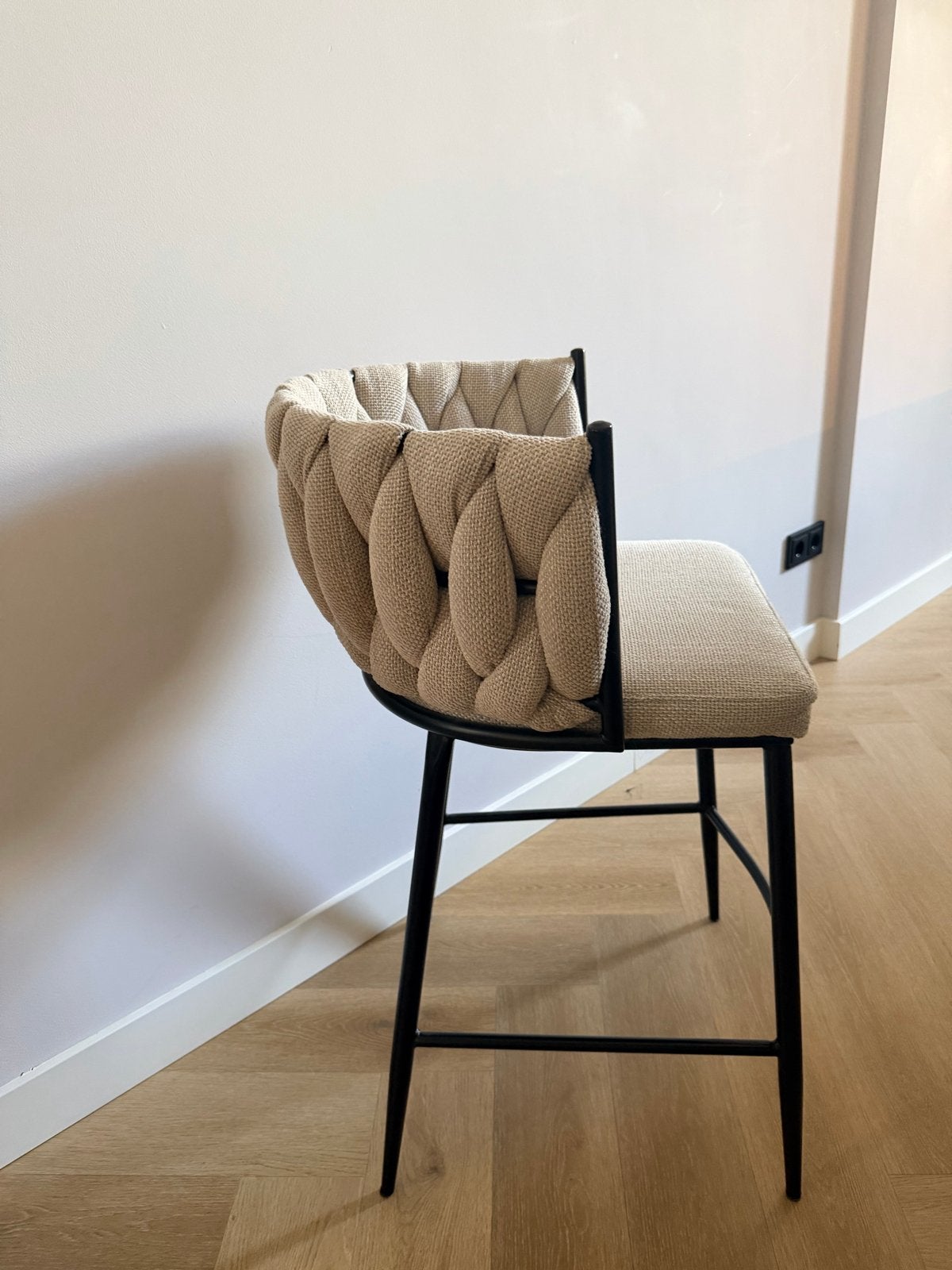 Set van 6x stijlvolle barkrukken met gevlochten rugleuning, Ophalen, 5 krukken of meer, 60 tot 90 cm, Zo goed als nieuw