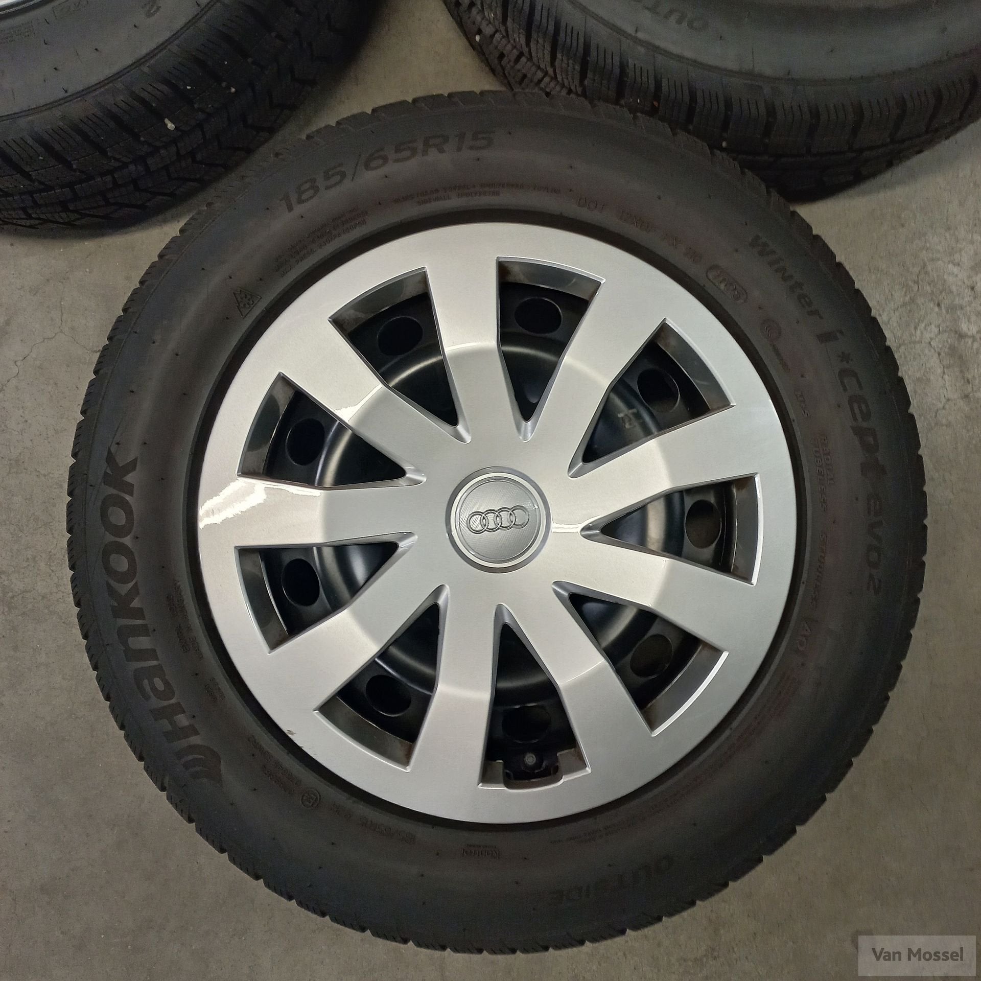 Audi A1 hankook WInter I Cept EVO2 185/65/R15 92H, Gebruikt, 15 inch, -, -